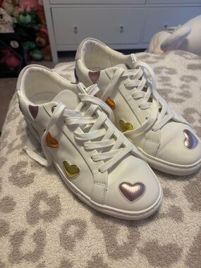 Kurt Geiger London heart rainbow shoes- size 40.5